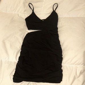 XS - Black asymmetrical dress (Superdown Revolve)
